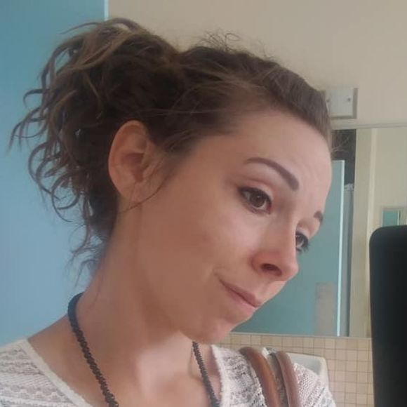 Meet your Posher, Tiffany - Picture 1 of 1